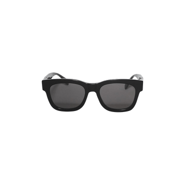 Fendi Square Sunglasses — Black