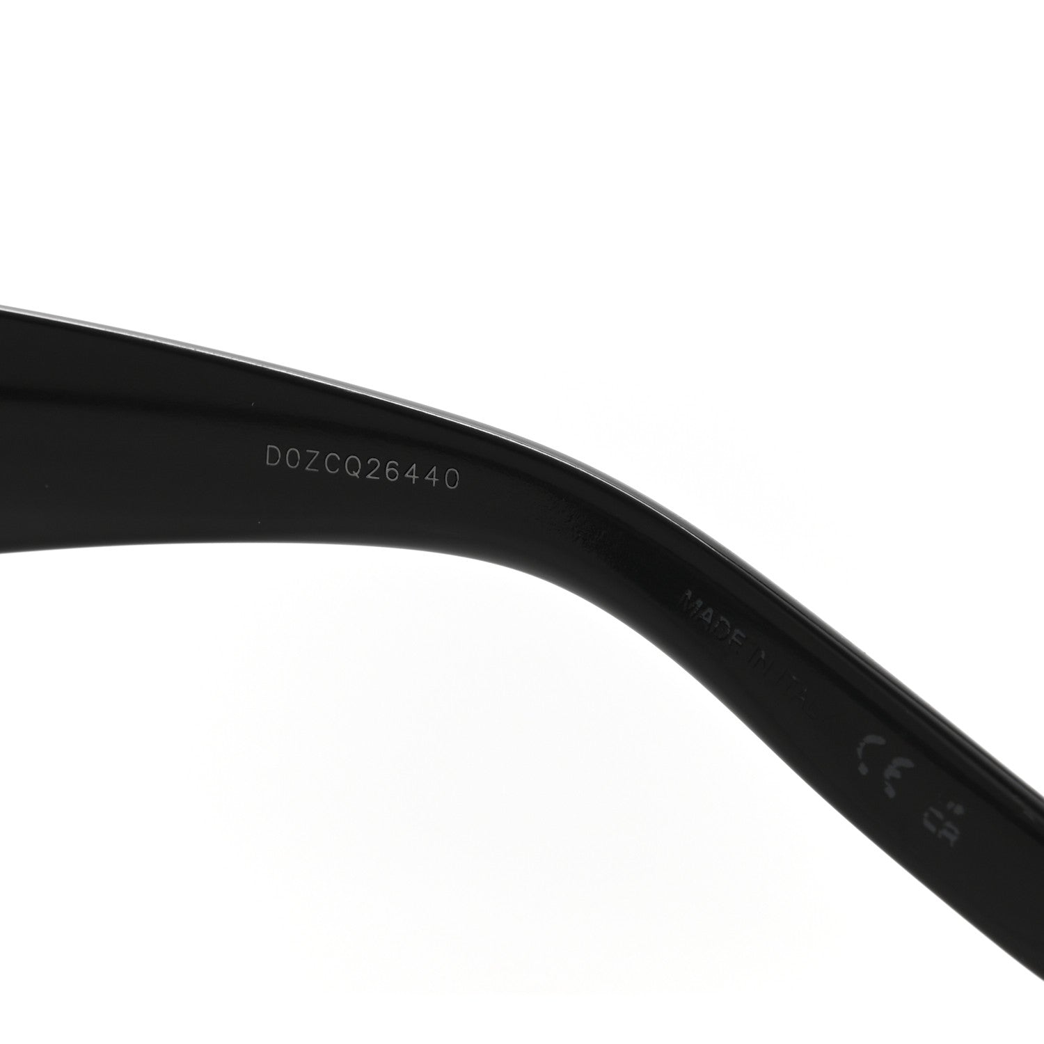 Saint Laurent Cat-Eye Sunglasses — Black