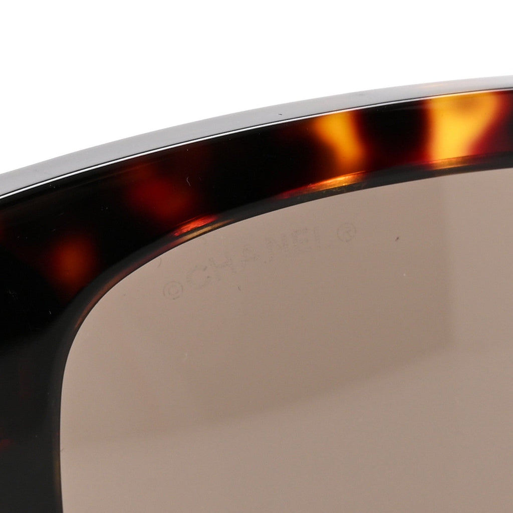 Chanel Cat-Eye Sunglasses — Tortoise 5429-A