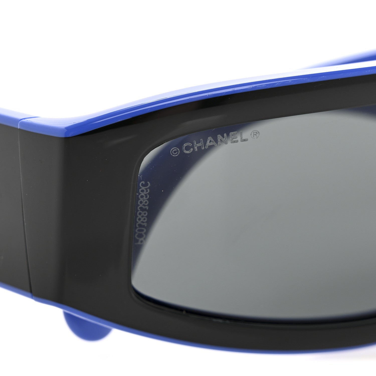 Chanel Cat-Eye Sunglasses — Black